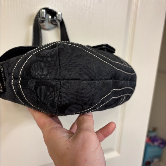 Coach soho 10297 signature shoulder bag with dust bag - Picture 7 of 16